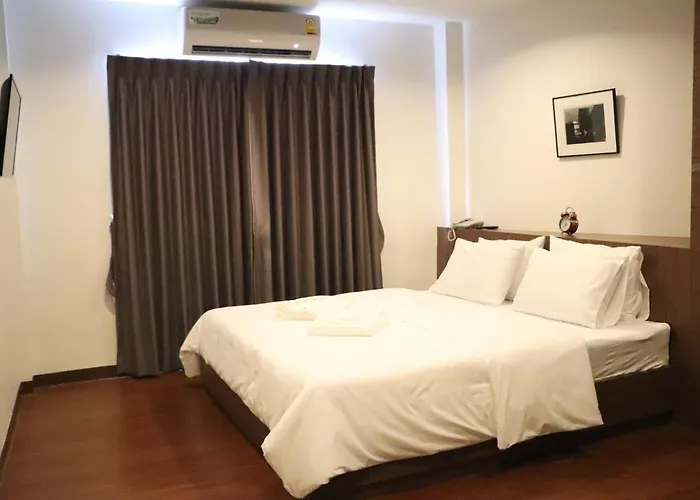 Hotel Chaengwattana Pavilion